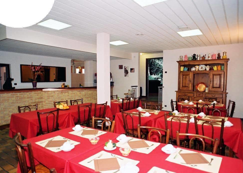 Au Logis Des Ours Belfort Nord Offemont Esterno foto